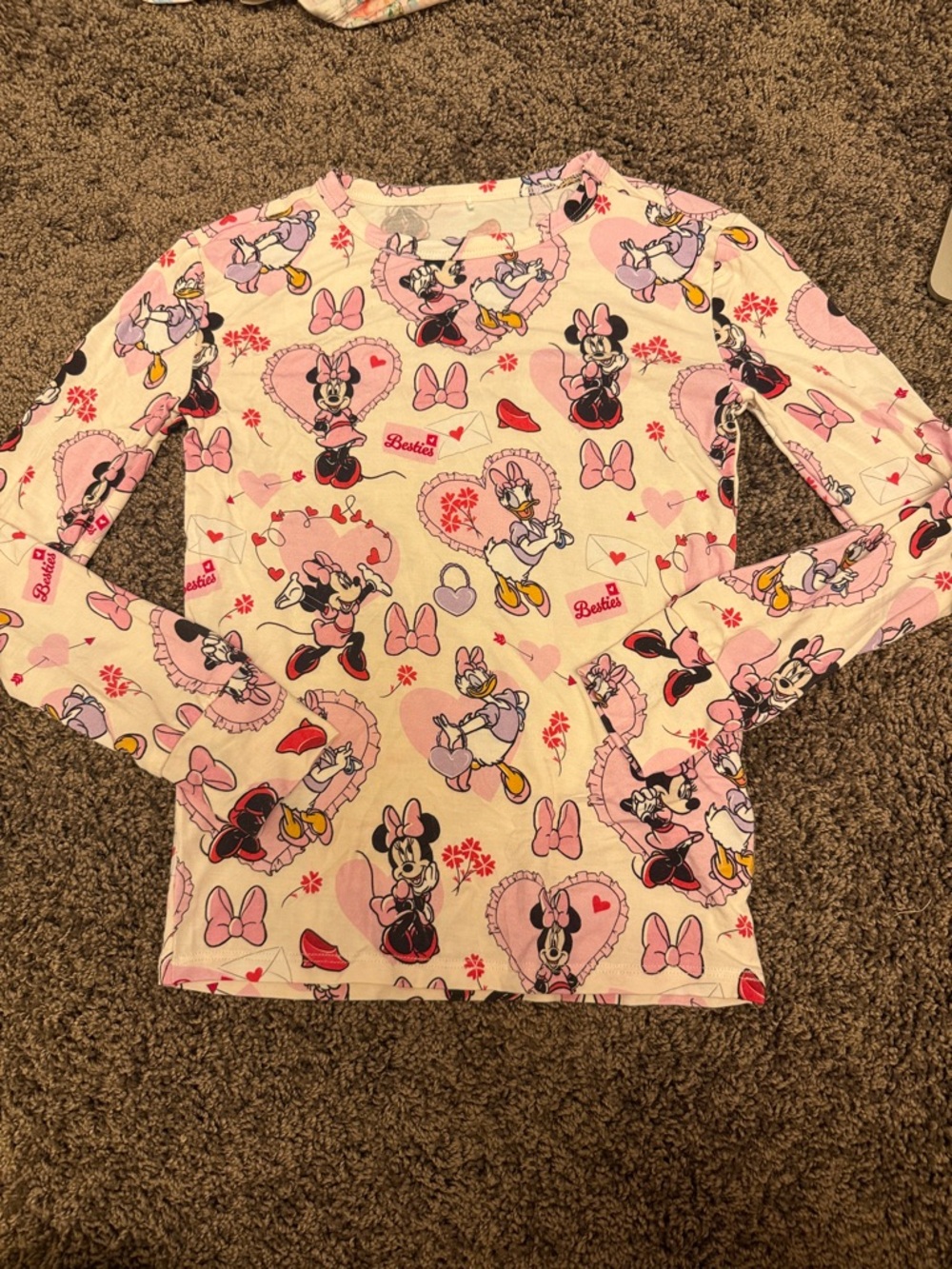 NWOT POSH PEANUT Disney Minnie & Daisy Galentine's long sleeves pajama top 10-12